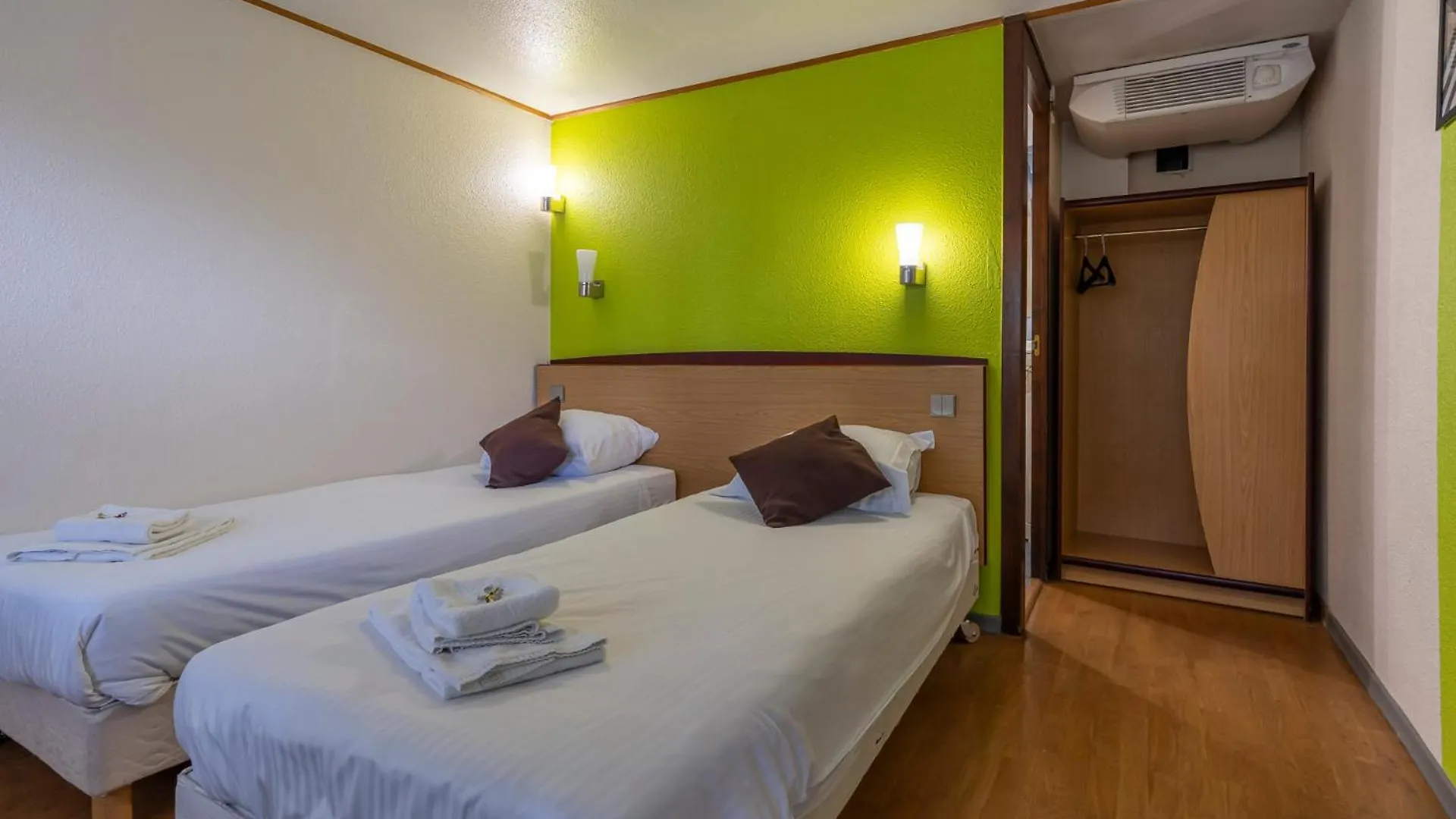 Sleep & Go Brugge Hotel